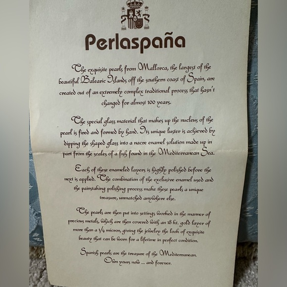 Vintage double strand hand knotted pearl necklace from Mallorca 2 cameo brooches - Picture 11 of 16